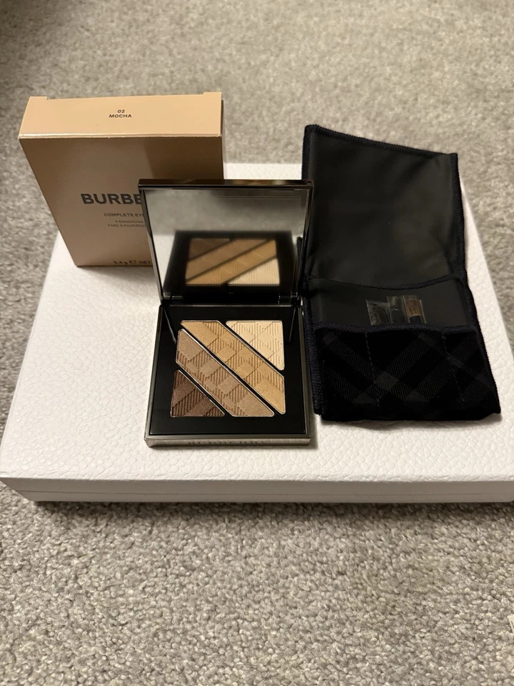 Juego completo de paleta de ojos Burberry con pinceles color 02 moca NUEVO EN CAJA Foto 1 de 1