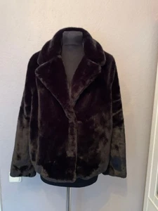 Pull&Bear Damen Webpelz Kuschelig Warm Winter Jacke Gr.L - Bild 1 von 4