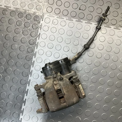 Conjunto de pinzas de disco de freno trasero izquierdo Audi Q5 2009-2016 OEM Foto 1 de 4