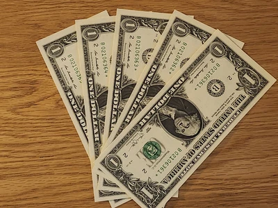 2013 New York FT WORTH Star Note BEP (5) $1 Star Note bills in sequence UNC/GEM - Image 1 of 4