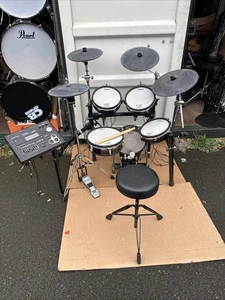 Free P&P. Roland TD-30 Drums Electric Drum Kit w stool & sticks. Electronic - Picture 1 of 24