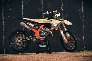 Fits KTM EXC EXC-F XC-W XCF-W 2024/25 and KTM-SX-XC-SXF-XCF-2023/24 graphic kit - Picture 1 of 6