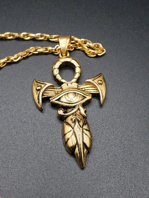 Ciondolo/Catena Spada Occhio Egiziano di Horus Ankh Acciaio Inox Tono Oro (TM) - Immagine 1 di 4