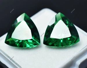 19 Ct Natural Garnet Trillion Shape Green Certified Loose Gemstone - Picture 1 of 7