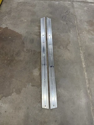 Chevy K5 Blazer 1977-1991 interior cubierta tapa dura borde OEM anodizado Foto 1 de 4