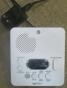 AT&T 1740 DIGITAL ANSWERING SYSTEM WITH TIME AND DAY STAMP 60 MIN REMOTE ACCESS - Picture 1 of 2