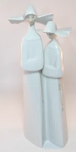Figurina religiosa Lladro 13" 4611 suore con perline rosario anni 80 ottima - Foto 1 di 9
