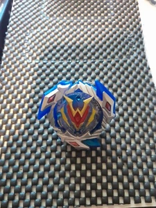 Beyblade Burst B-104 Wonder Walküre Tomy Hasbro authentisch - Bild 1 von 3