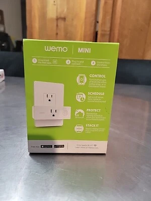 NEW Wemo Mini Wi-Fi Smart Plug - Alexa & Google Assistant White F7C063 - Image 1 of 4