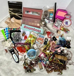Junk Drawer Lot 4lbs 13.3oz Jewelry Beauty Eyeshadow Barrettes Office Craft - Picture 1 of 24