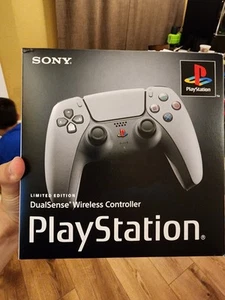 PlayStation 5 DualSense Wireless Controller 30th Anniversary Limited Edition - Picture 1 of 3