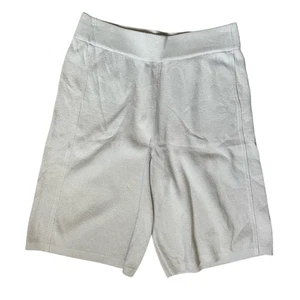 COS Cream Knit High Rise Oversized Relaxed Fit Shorts Size Small - Picture 1 of 3