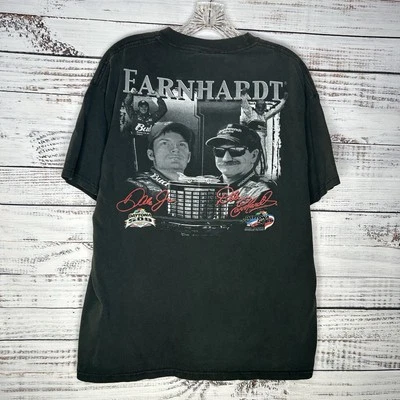 Camiseta Masculina Vintage Dale Earnhard Sr & Jr Nascar Gráfica Dupla Face Média - Imagem 1 de 4