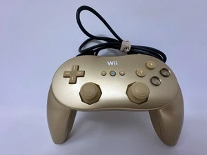 Nintendo Wii Classic Controller Pro Gold Goldeneye 007 Zelda Edition - Imagen 1 de 22
