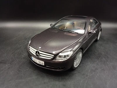 Mercedes-Benz CL-Klasse 1/18 Autoart (dealer edition) - Immagine 1 di 4