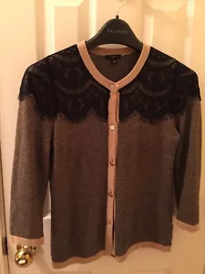 Ann Taylor SP Spitze braun-taupe Strickjacke geschmückt mit schöner Spitze! Läuft klein. - Bild 1 von 7