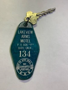 Llavero y joya llave de habitación de hotel Lakeview Arms California #134 RARO - Imagen 1 de 4