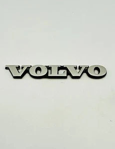 Vintage 1980s Volvo Emblem Logo Badge OEM Factory Genuine Badge - Imagen 1 de 1