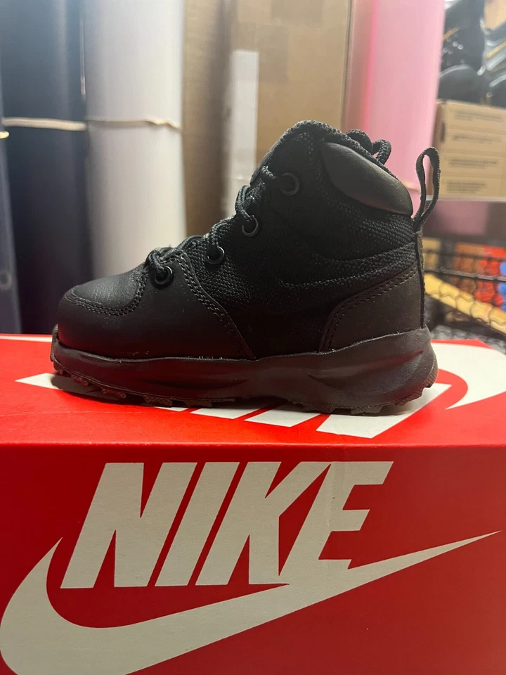 Nike Manoa para niños pequeños talla 6 (AJ1282-002) Foto 1 de 1