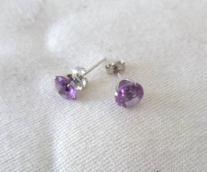 14K White Gold Amethyst Stud Earrings 1.5 Carats Total - Picture 1 of 5
