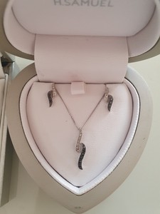 H. Samuel Fine Jewellery Set for sale 