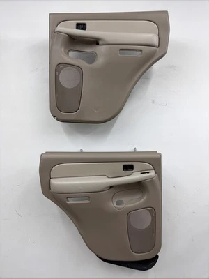 Par de paneles de puerta trasera 99-02 Chevrolet Tahoe GMC Yukon OEM medio neutro/esquisto Foto 1 de 4