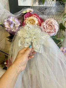 Vintage Crystal White Lace Flower Pearls Wedding Veil w/ Blusher – Mid Length - Picture 1 of 17