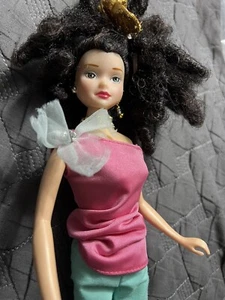 Muñeca clon Barbie vintage china pelo negro ojos verdes - Imagen 1 de 7