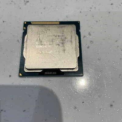 Intel Core i3-3220 3rd Gen 3.3 GHz Dual Core Technology Processor -Free Ship - Image 1 of 2