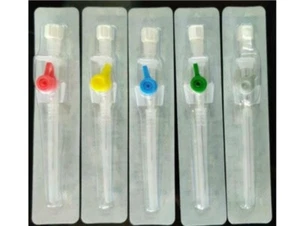 IV Cannula 20G - 26G con porta iniezione, valore non restituito e ali. - Foto 1 di 3
