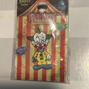 Halloween Horror Nights, Universal Studios Killer Klown Pin Shorty - Picture 1 of 3