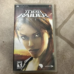 Lara Croft : Tomb Raider -- Legend (Sony PSP, 2006) juste étui et livret - Photo 1/3