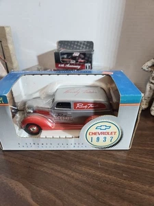 SpecCast Liberty Classics, 1937 Chevrolet 'Randy Travis' Die Cast Coin Bank, NIB - Picture 1 of 5