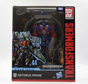 Transformers Generations Studio Series 44 - Optimus Prime Actionfigur - Bild 1 von 5