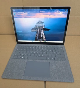Microsoft Surface Laptop 5 Core i5-1245U 8Gb RAM 256GB 13.5" - CYCLE 5 - Ref 10 - Afbeelding 1 van 13