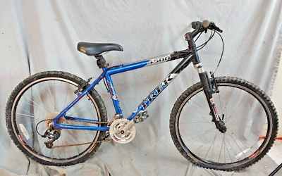 2002 Trek 4500 MTB Bike 16.5" Medium Hardtail Shimano Rock Shox Jett USA Shipper - Image 1 of 4