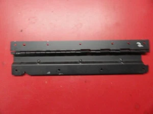 Conjunto de bisagra tapa reposabrazos consola Corvette 1990-1996, GM 10085922-1 C41434-2 - Imagen 1 de 2