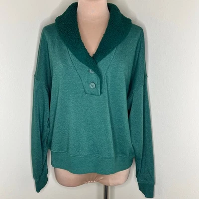 Sudadera American Eagle Henley Grande Mujer Cuello Sherpa Relajado Verde Invierno Foto 1 de 4