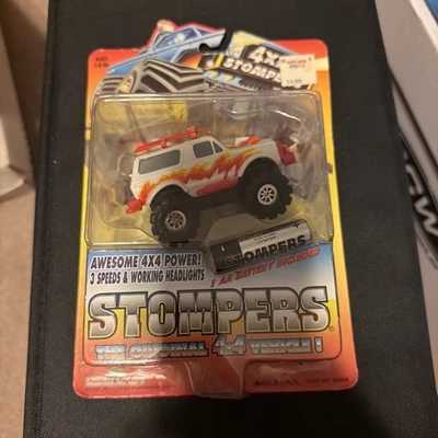 STOMPER 4x4 1997  SURF RUNNER  FACTORY SEALED PEACH TREE - Image 1 of 4
