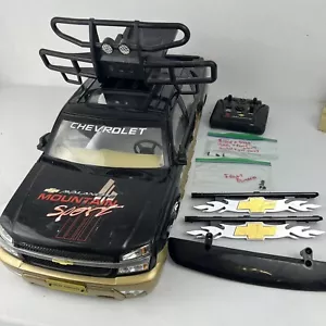 Nuevo de colección brillante escala 1/6 1:6 Chevrolet Avalanche Mountain Sport carrocería solamente - Imagen 1 de 15