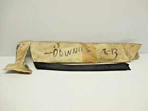 NOS 1970-72 OLDS CUTLASS MONTE CARLO REAR VERTICAL QUARTER GLASS SEAL GM 9808556 - Bild 1 von 6