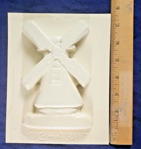 Plaster Mold Lot Plastic Vintage Windmill Anchor Football Dogs Snake Crafting - Picture 1 of 20