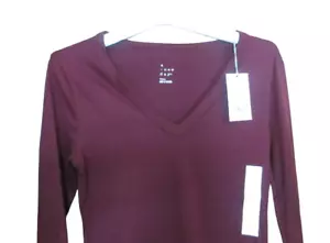 A New Day Long Sleeve V Neck Lightweight T-Shirt Fitted Shirt Burgandy Small - Picture 1 of 11