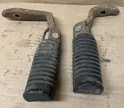 1978 Honda CB400T Hawk Rider Foot Pegs - Imagem 1 de 2