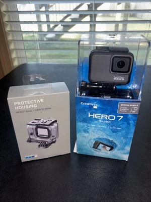 GoPro Hero7 Bundle with Protective Housing - Silver - Image 1 of 4