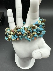 Stretchy Dyed Turquoise Jasper Gemstone Chip Cluster Multistrand Bracelet 85g - Picture 1 of 3