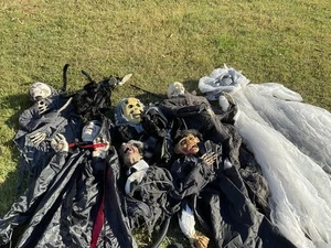 Decorazione Halloween con accessori 7 - Foto 1 di 6