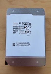 18TB SAS 12G 7.2k 512MB 3.5" Toshiba MG09SCP18TA HDEPYA0SMB51 Server MAMR He HDD - Afbeelding 1 van 6