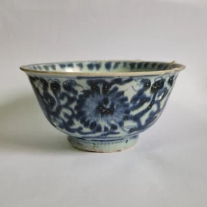 c.1710 Kangxi Qing Dynasty Shipwreck Porcelain Bowl Flower Old China Antique - Picture 1 of 7