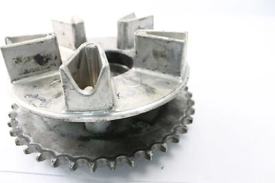 Honda Magna 750 Vf750cl 1995 buje de tracción trasera y piñón (40 dientes) Foto 1 de 4